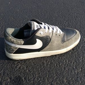 NIKE SB PAUL RODRIGUEZ 7 MEN'S SKATE SHOE SIZE 11